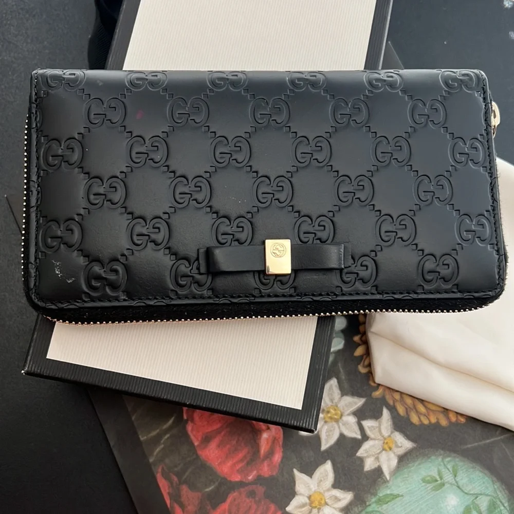 🖤🖤Gucci GG Guccissima Bow Zip Wallet - Picture 3 of 17
